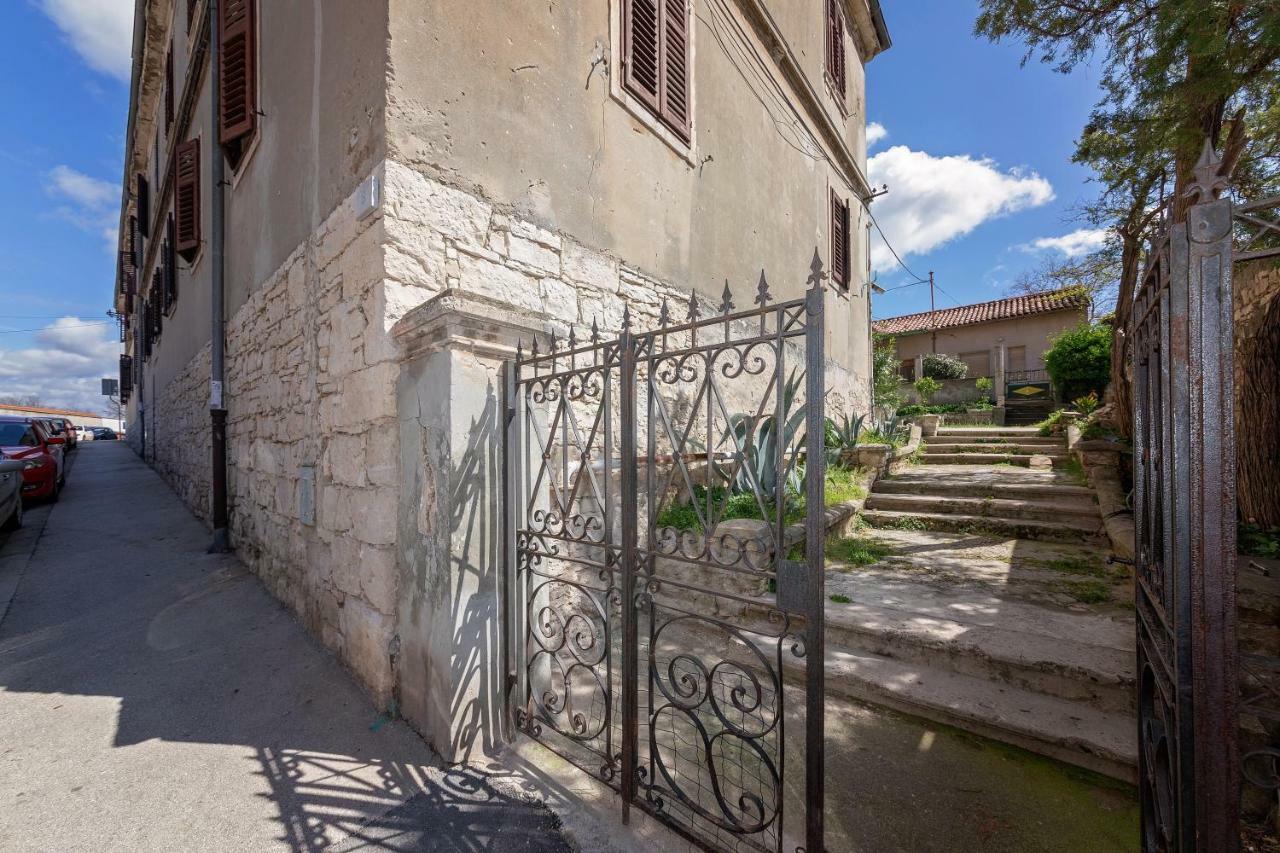 Apartment Arena Πούλα Εξωτερικό φωτογραφία
